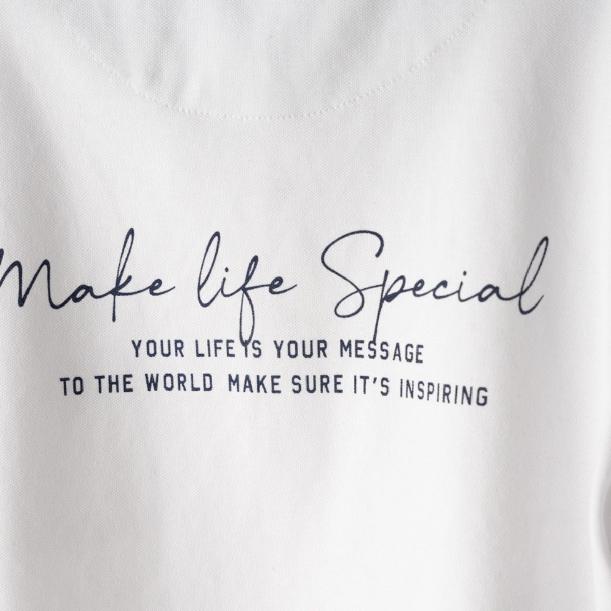 Hashtag «New York» λευκή μπλούζα για αγόρι, ιδανική για καλοκαιρινές εξορμήσεις