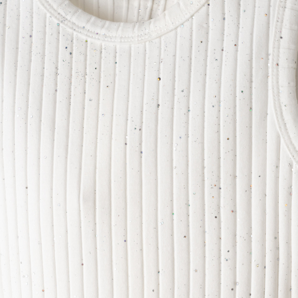 Εβίτα εκρού αμάνικο τοπ με διακριτικά στρασάκια για κορίτσια, καλοκαίρι