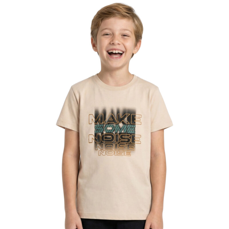 Μπεζ μπλούζα Hashtag για αγόρι με τύπωμα «Make Some Noise In Beige» μπροστά