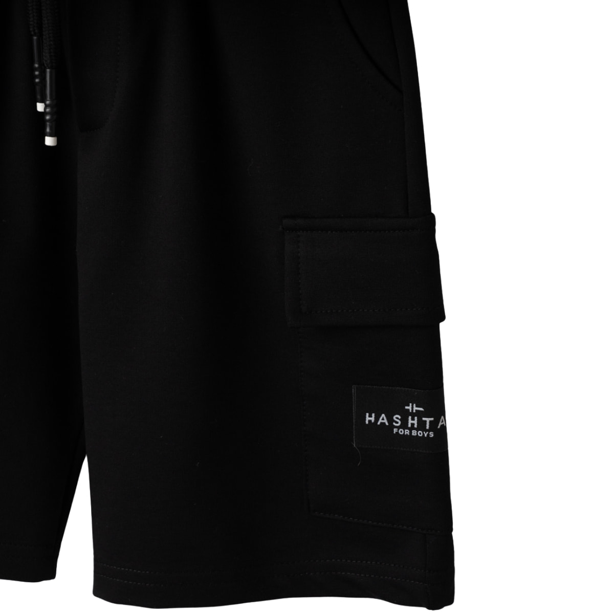 Βερμούδα Hashtag «Instinct» μαύρη με πρακτικές τσέπες για καθημερινή χρήση