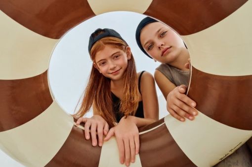 Πανέμορφα ρουχαλάκια για κορίτσια, σε απίθανα σχέδια και χρώματα, και σε καταπληκτικές τιμές! 